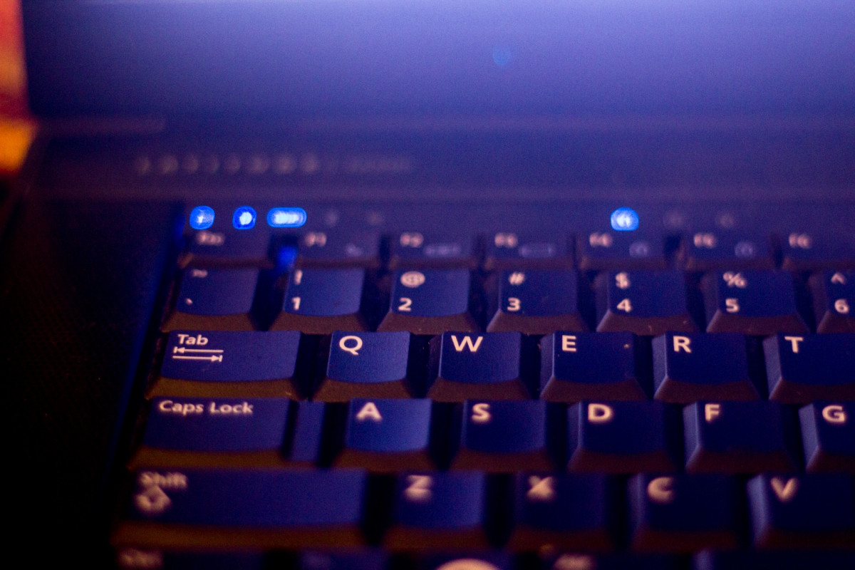 Teclado de computadora.